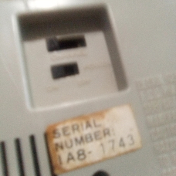 Realistic weather radio alert. Serial number I A8-1743. Very good condition. - Picture 5 of 5